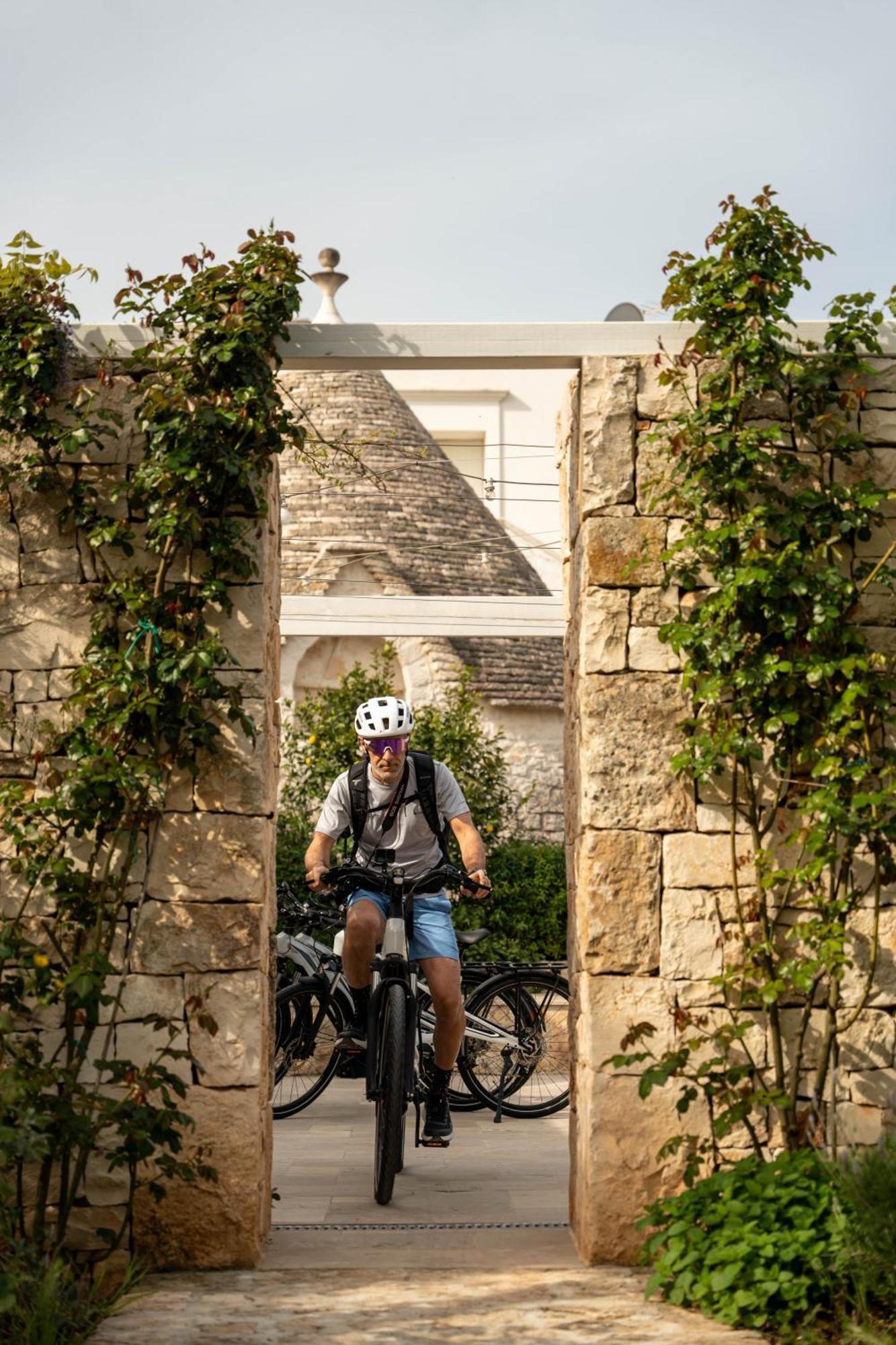 Leonardo Trulli Resort Locorotondo Luaran gambar